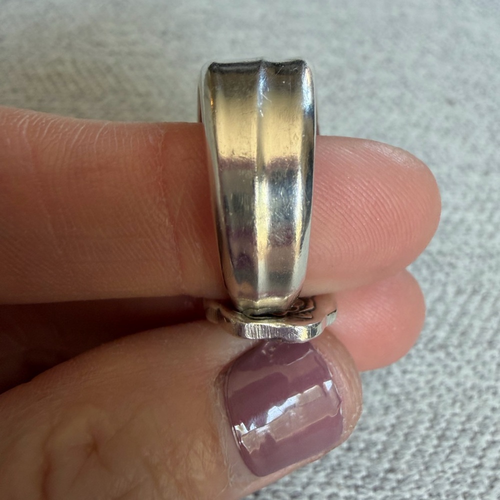 Daffodil Spoon Ring Size 6 - Picture 12 of 13